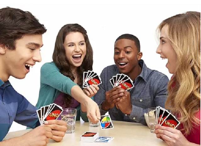 Cách chơi bài Uno Kiss chi tiết, dễ hiểu nhất